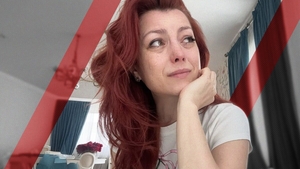 Elena Gheorghe, în lacrimi după o pierdere grea! Artista nu și-a putut stăpâni emoțiile: „A plecat o parte din familia noastră”