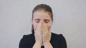 Tragedie pentru o fetiță de 11 ani. Și-a găsit ambii părinți morți, în urma complicațiilor cauzate de coronavirus