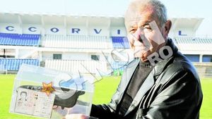 Un hunedorean pastreaza ca pe ochii din cap incaltarile bossului de la Sahtior. Primele ghete ale lui Lucescu valoreaza cat o limuzina!