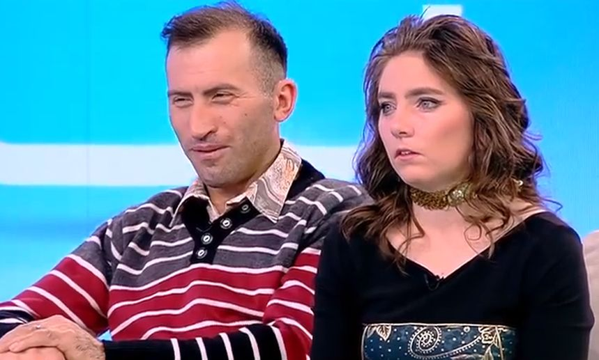 După ce i s-a făcut rău la Acces Direct și a fost chemată ambulanța, Vulpița a făcut anunțul: ”Eu divorțez de soțul meu. Cine vrea să mă ia?”