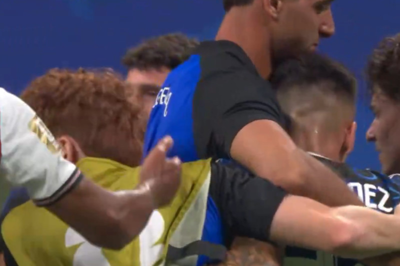Scandal uriaș la Mondial! Jude Bellingham l-a lovit pe Valentin Barco după eșecul Angliei cu Argentina