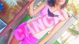La 18 ani, o adolescenta are 12 operatii