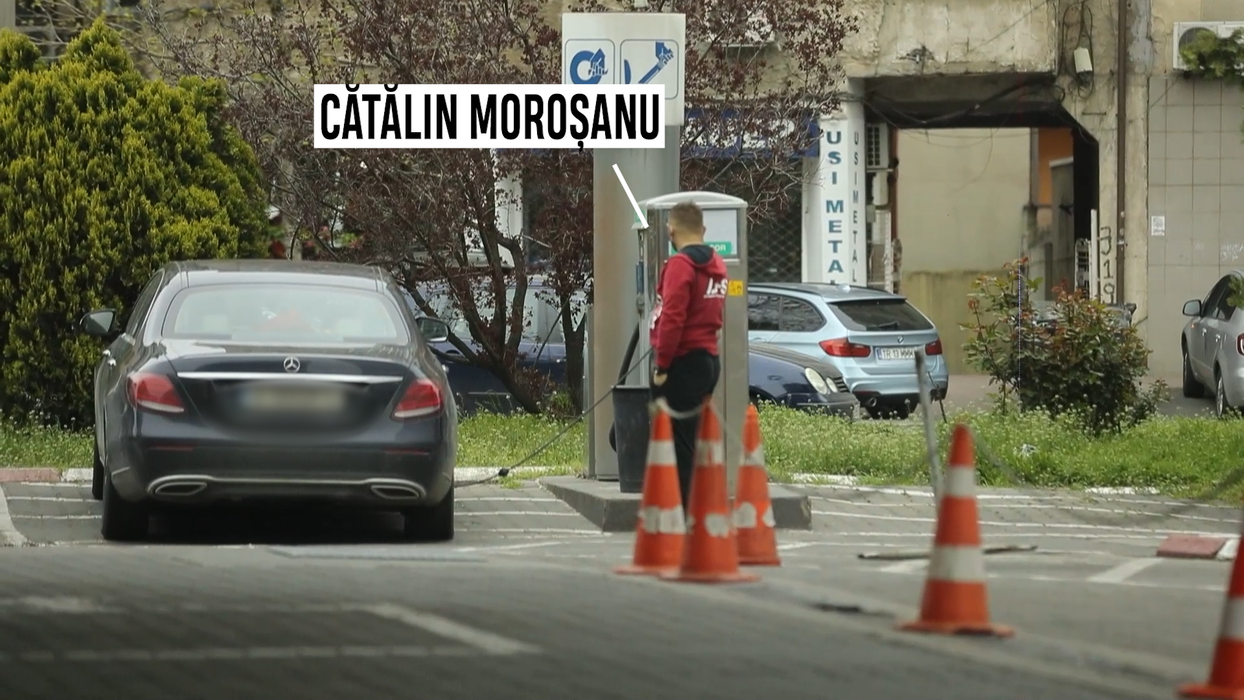Moroșanu, în benzinărie, cu puțin timp înainte să fie oprit de polițiști