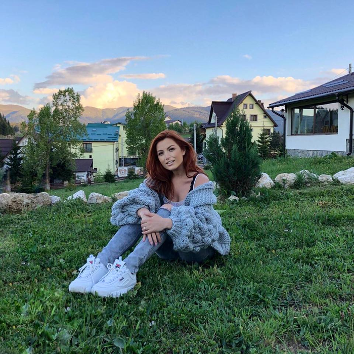 Clipe dificile pentru Elena Gheorghe. A ajuns de urgență la spital
