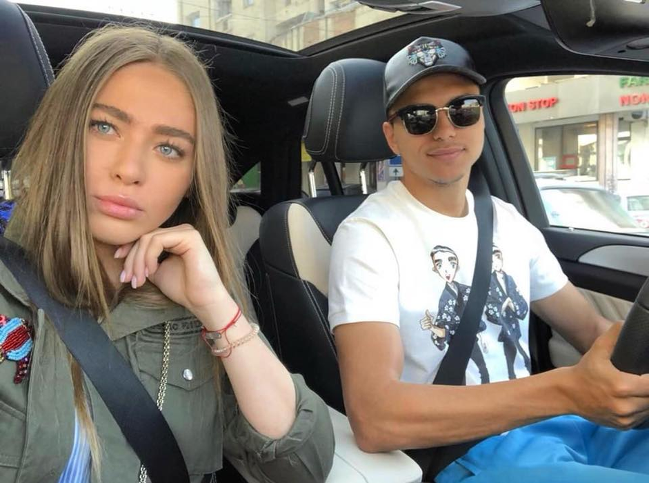 Iubita lui Cristi Manea, în tribune la meciul României U21 cu Germania. Cum arată Andreea la câteva zile după ce a fost bătută de un suporter