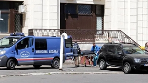 Ce a făcut Ramona Bulcu chiar înainte de a se arunca pe geam. Un martor a povestit scenele zguduitoare: ”A părut că se răzgândește, dar...”