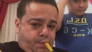 Adrian Minune şi-a pierdut telefonul! Îl vrea înapoi şi le oferă recompensă chiar şi celor care i l-au luat