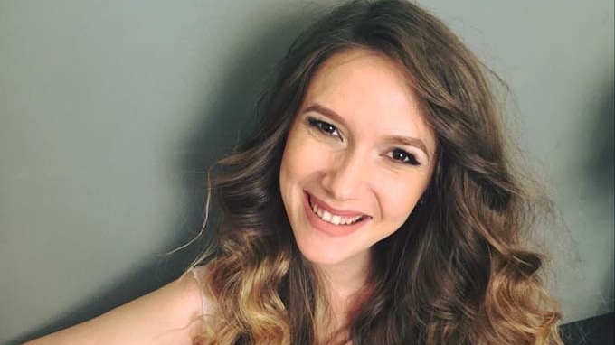 Nici nu zici că a fost însărcinată! Cum arată ADELA POPESCU, la puţin timp după naştere! 