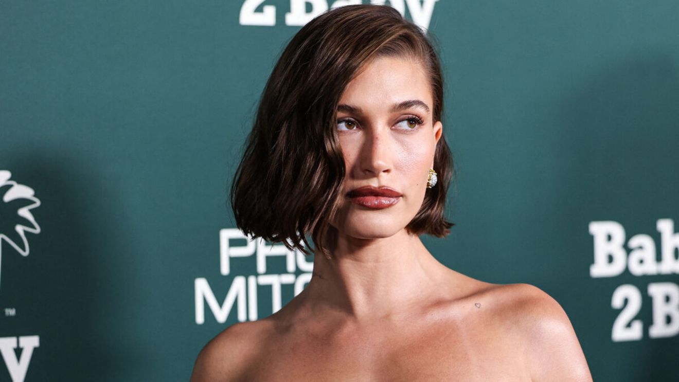 Hailey Bieber, cea mai cool viitoare mămică! TOP 5 ținute cu care soția lui Justin Bieber a epatat