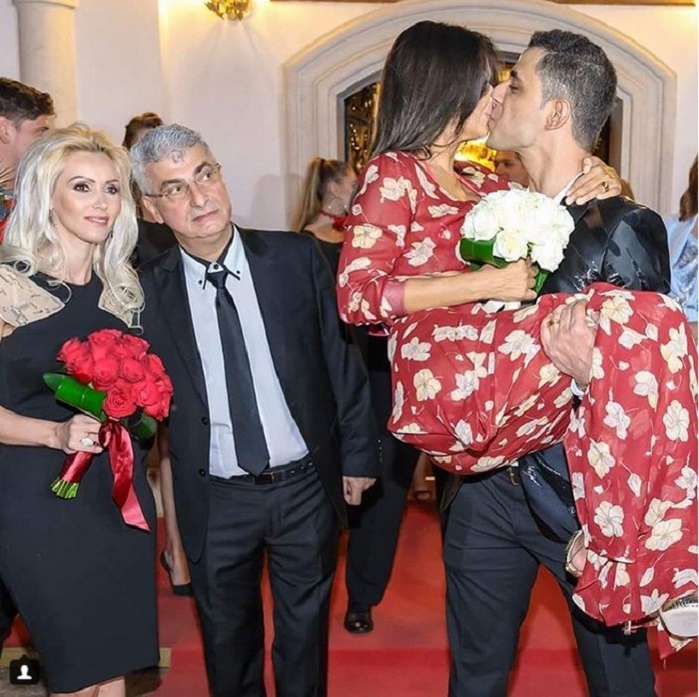 E hotărâtă! Câţi bani oferă Oana Zăvoranu pentru o mamă surogat. Este o sumă cu multe zerouri