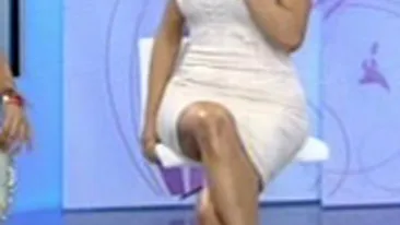 E mult mai sexy la 43 de ani decat la 19! N-ai sa ghicesti cine e aceasta brunetica!