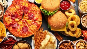 Patru zile de „junk food” pot afecta memoria. Ce au descoperit cercetătorii despre creier