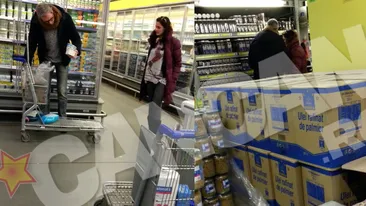 Bomba in familia lui Andrei Zaharescu! Si-a luat noua iubita in Africa de Sud si a angajat-o la Consulat!