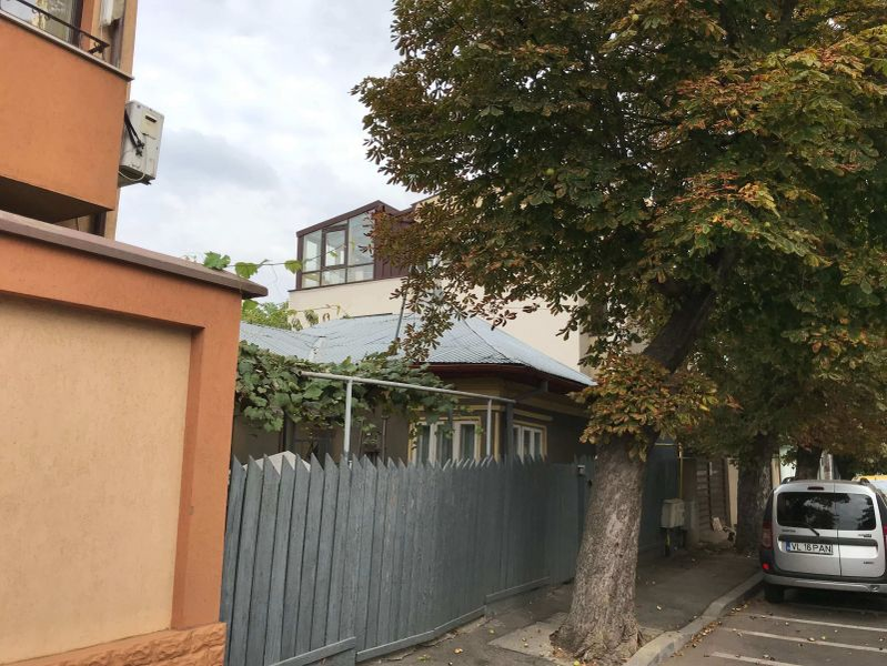 Iată cum arată vila cu două etaje a lui Alexandru Cumpănașu