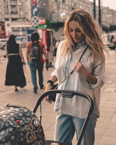 Ce a făcut Flavia Mihășan, la o lună de când a devenit mămică: „Am reușit în sfârșit…”