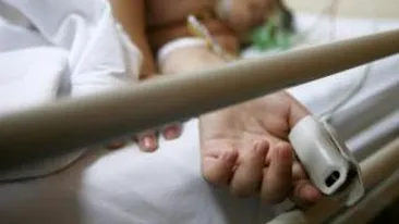 A baut cot la cot cu tatal sau si a ajuns in la spital! Un baiat de 11 ani din Iasi a fost rasplatit cu vin pentru munca sa