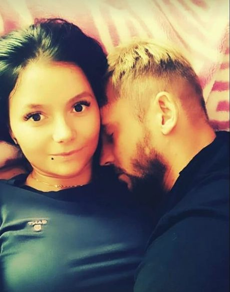 Nella, fosta soție a lui Ionuț Jaguarul, nu se mai ascunde! S-a pozat cu noul iubit
