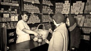 Salariul mediu era 2.855 de lei, Ceausescu avea 18.000 de lei! Vezi aici cat castigau inainte de Revolutie romanii!