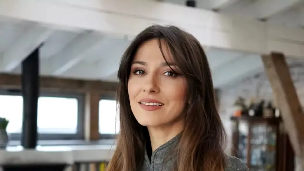 Dana Rogoz și Radu Dragomir, în vacanță la Viscri. Cum arată locuința pe care și-au achiziționat-o