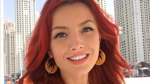 Elena Gheorghe, luată la rost de fani. ”Că doar nu suntem în luna ianuarie..”