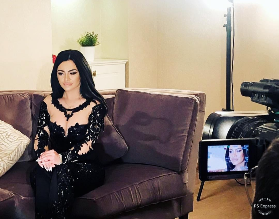 Reacția lui Carmen de la Sălciua, după ce au apărut imagini compromițătoare cu ea: “Nu a negat nimeni“