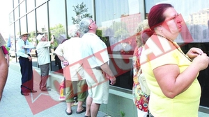 Pensionarii asteapta luni intregi un bilet de tratament