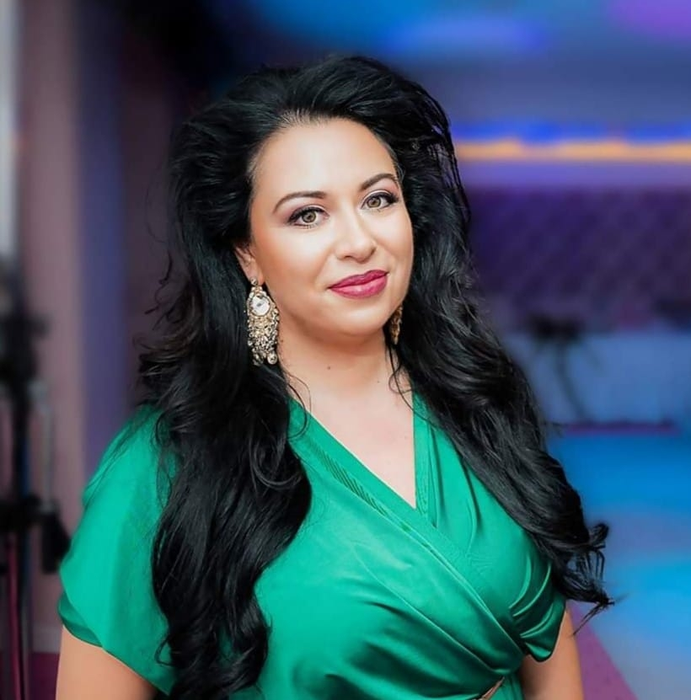 Oana Roman, în depresie: „Mi s-a spus că sunt grasă!” Câte kilograme are, de fapt