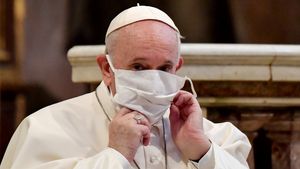 A murit medicul Papei Francisc! A fost internat pentru altă boală dar i s-a descoperit COVID-19