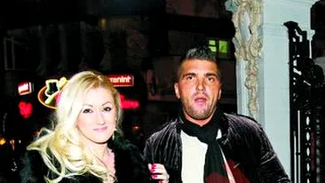 Raluca de la Bambi, prima relatie dupa Mitea