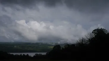 Ce sunt misterioasele „cutremure din cer” care se aud în întreaga lume, inclusiv în SUA