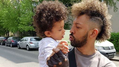 Leon, fiul lui Kamara, va trece printr-o nouă intervenție chirugicală: ”Ne cam sperie un pic...”