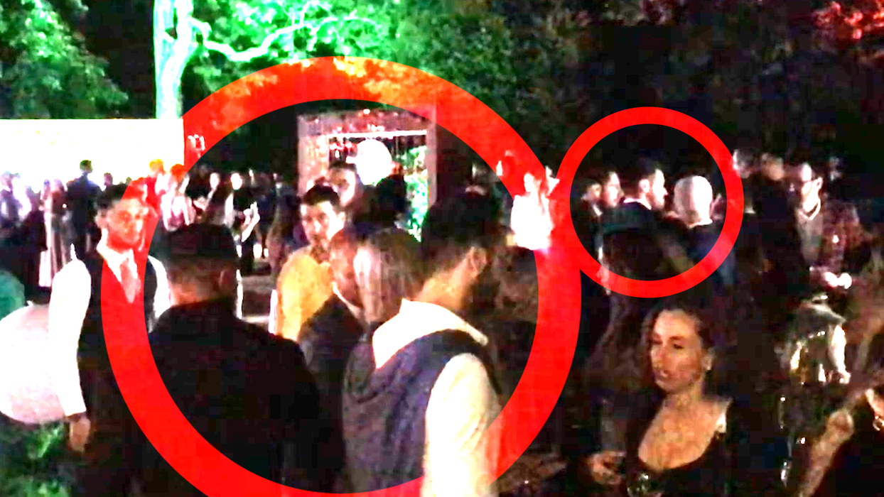 Bianca Drăgușanu & Alex Bodi, la  prima întâlnire în public cu Victor Slav