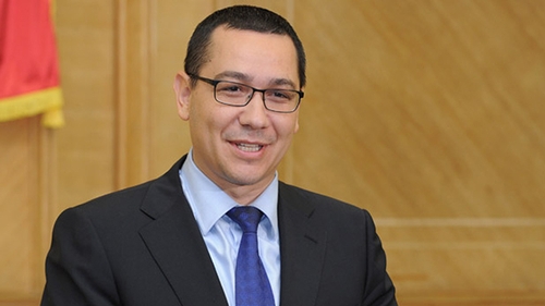 AFLA care este cel mai apreciat POLITICIAN roman pe FACEBOOK