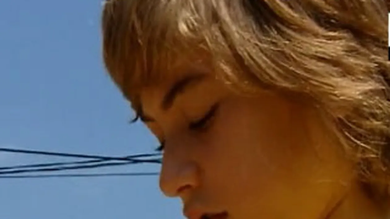 VIDEO Un baiat de numai 12 ani le preda origami adultilor!