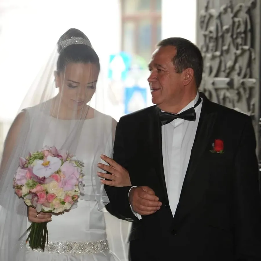 Tatăl Adinei Halas a decedat (Foto: Facebook)