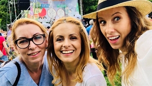 O celebră prezentatoare revine în platou, după trei ani de pauză! Și-a schimbat profilul de emisiune! Cu ce televiziune din România a semnat