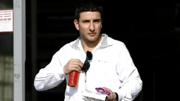 Mama vitrega a actorului iese la atac dupa ce acesta a cerut judecatorilor sa-i anuleze casatoria cu parintele sau. Silviu Biris vrea averea tatalui sau, doar asta il intereseaza!