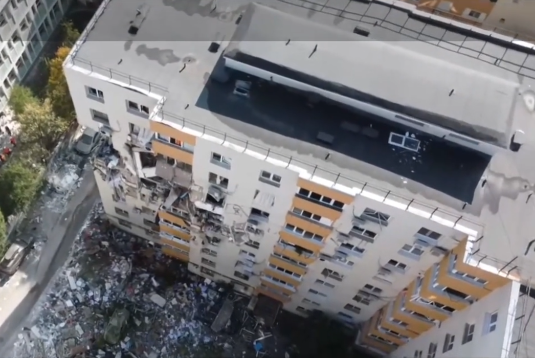 Urmările exploziei din cartierul Rahova! Deflagrația a distrus tot. Imagini din dronă 