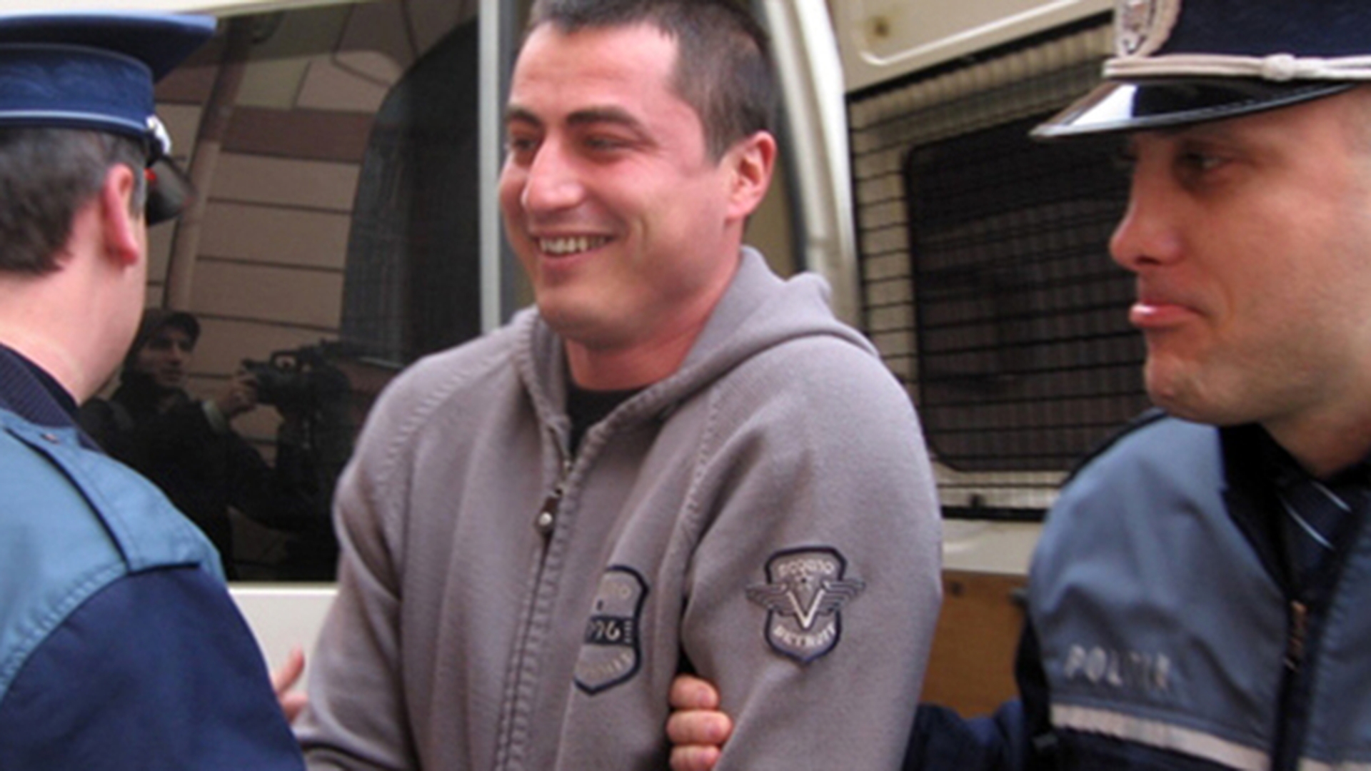 Profita din plin de libertate! Primele imagini cu Cristi Cioaca la noul loc de munca. N-o sa-ti vina sa crezi ce face