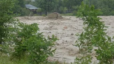 Cod portocaliu pe rauri din Covasna, Vrancea, Harghita si Bacau. Vezi pana cand exista pericolul de inundatii