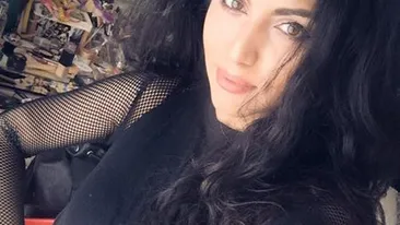 DOINIŢA OANCEA, păruită de ziua sa de naştere. Imaginea a ajuns rapid pe Facebook