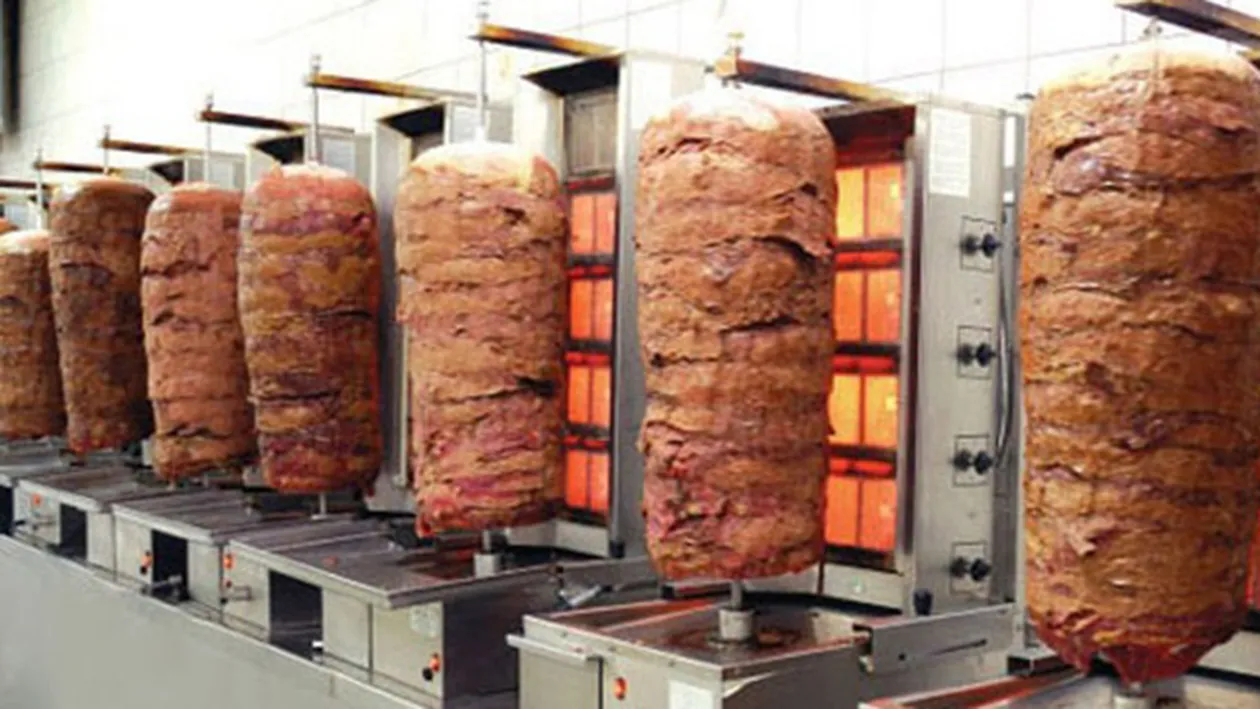 Inventatorul şaormei a murit! Află aici povestea de succes al lui Kadir Nurman