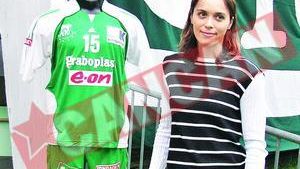 Petrecere cu fripturi acasa la Bradeanu