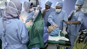 Medicii i-au facut CEZARIANA, pentru ca nu putea sa NASCA! Au incremenit cand au vazut ce era in BURTA femeii