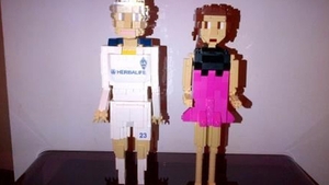 David si Victoria Beckham si-au facut figurine din Lego dupa chipul si asemanarea lor