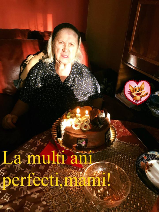 O vedetă de la noi, îngenuncheată de durere: “Mama a murit chiar după ce au externat-o”. A lansat acuzații dure la adresa medicilor