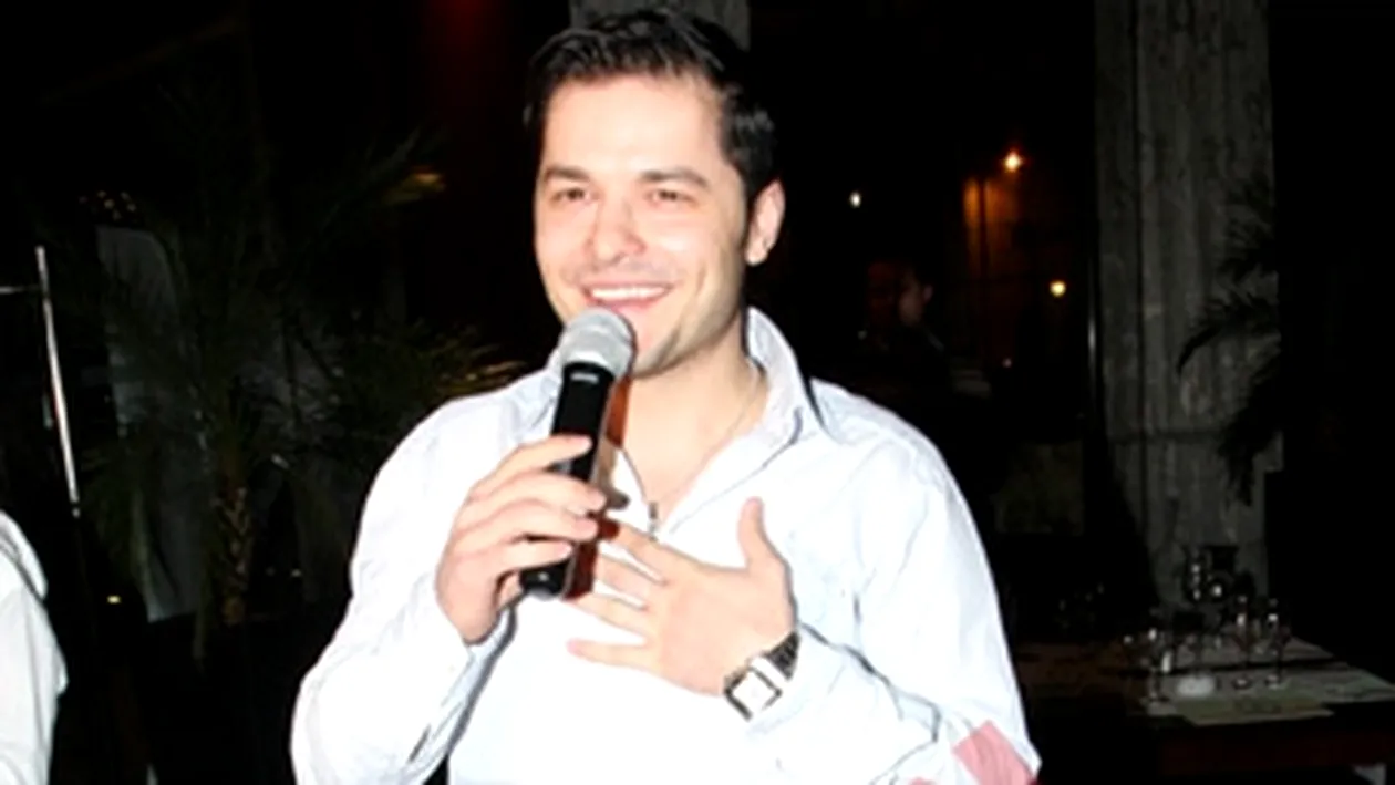 Varciu si-a scris pe antebrat: De neinlocuit in inima mea