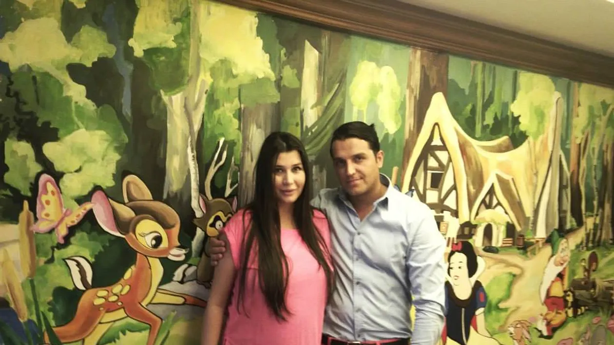 Elena Basescu a pictat camera copilului cu personaje Disney! Bogdan a fost implicat pe partea artistica!