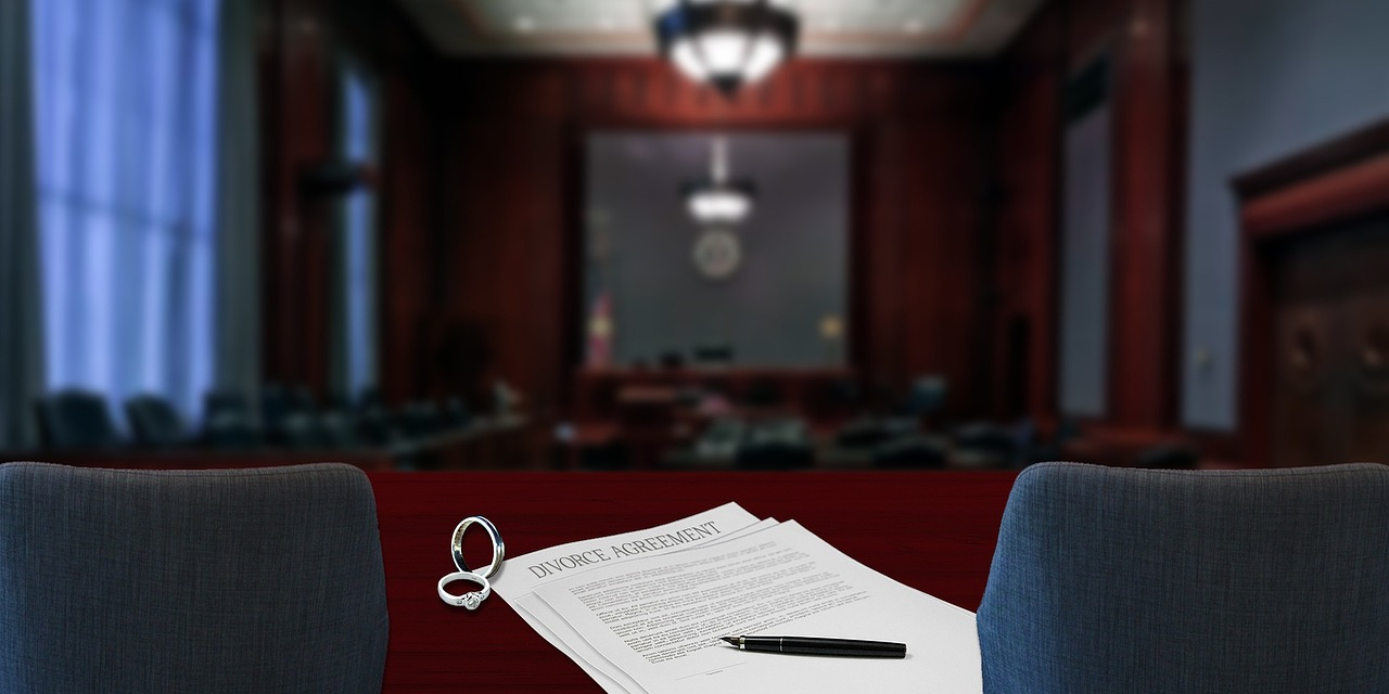 Costurile unui divorț în tribunal (Foto: Pixabay)