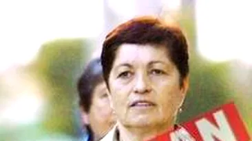 Profesoara Corina, ceruta in casatorie